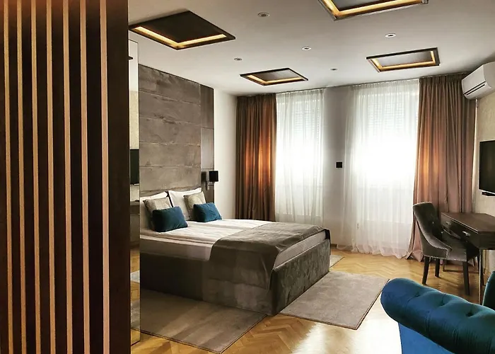 Aria Royal Apartment