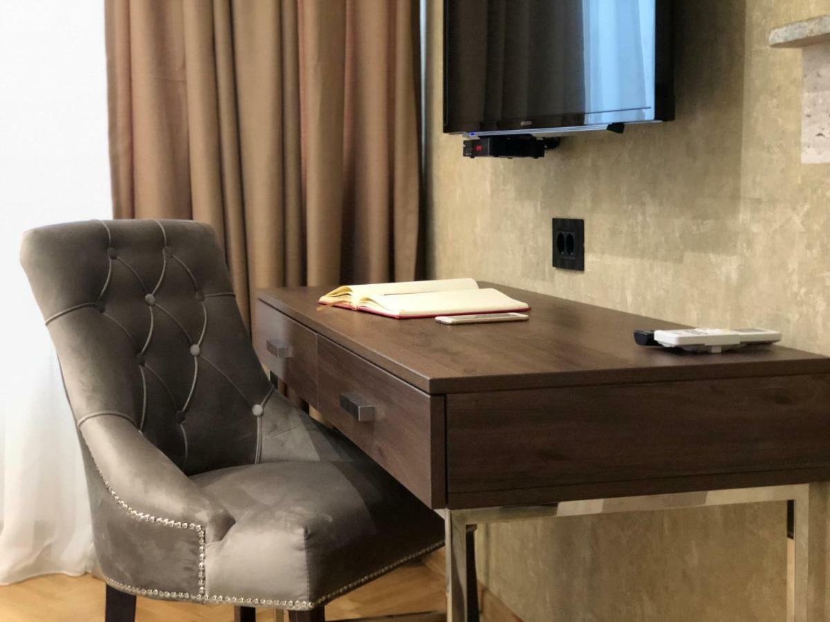 Aria Royal Апартамент *