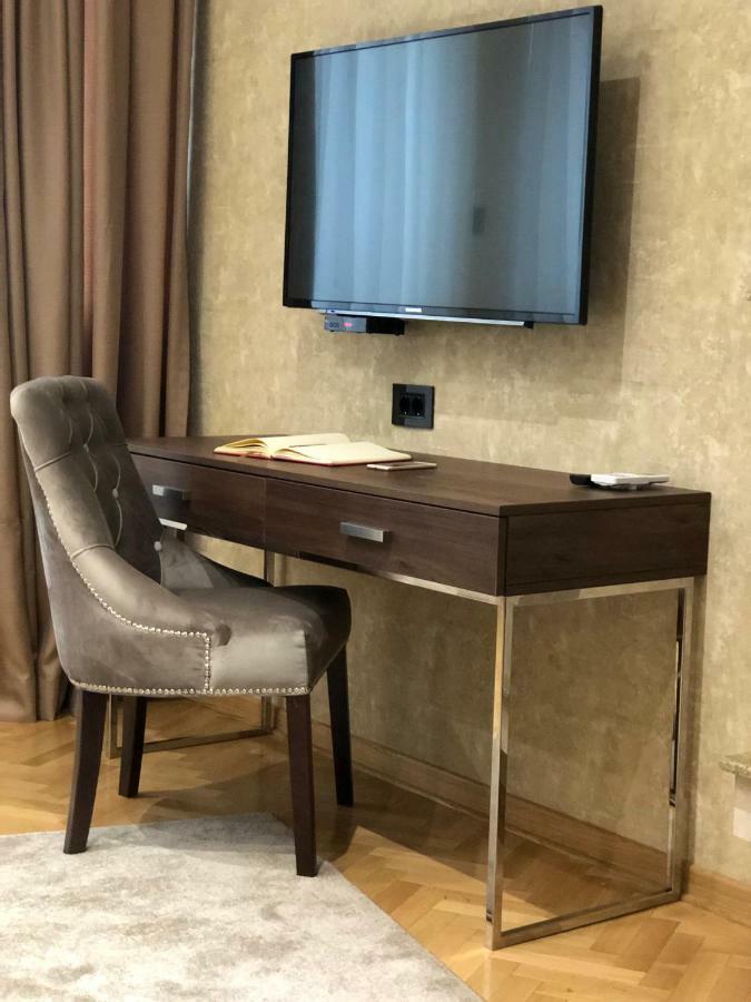 Aria Royal Апартамент *